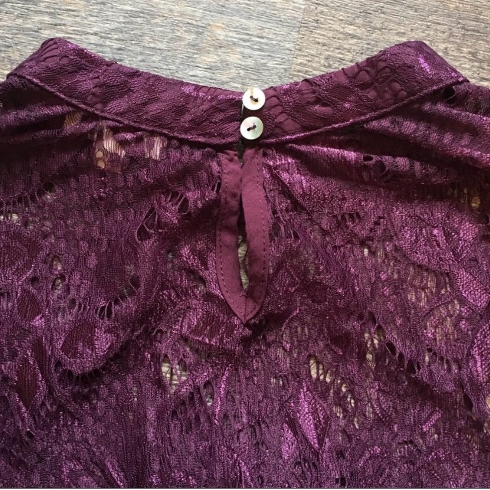 Umgee Women's Small Metallic Purple‎ Lace Bell Sleeve Babydoll Top G1259 - Picture 10 of 11